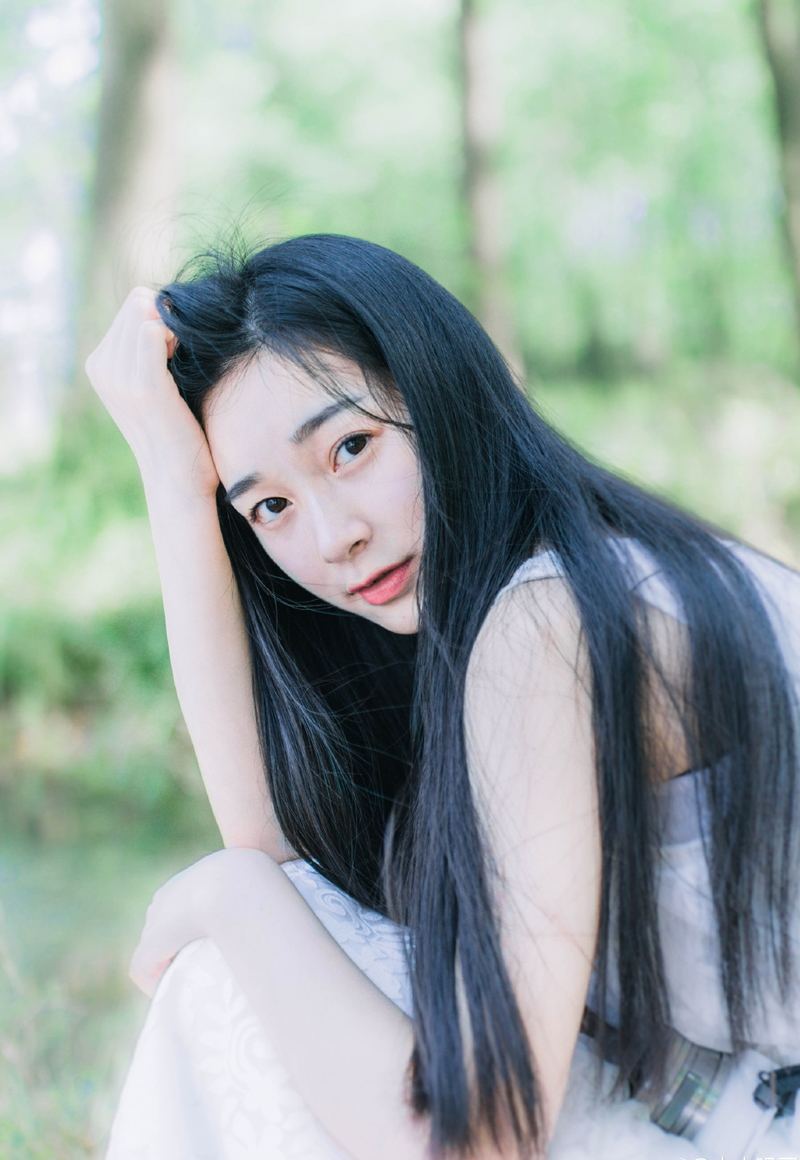 心情再差，也不要写在脸上，因为没有人会喜欢看。